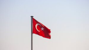 Flaga Turcji na maszcie