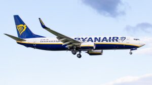 Samolot Ryanair w powietrzu