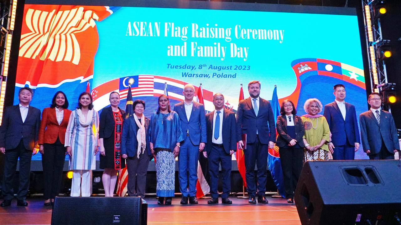Ceremonia Podniesienia Flagi ASEAN