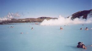 Spa geotermalne Błękitna Laguna na Islandii.